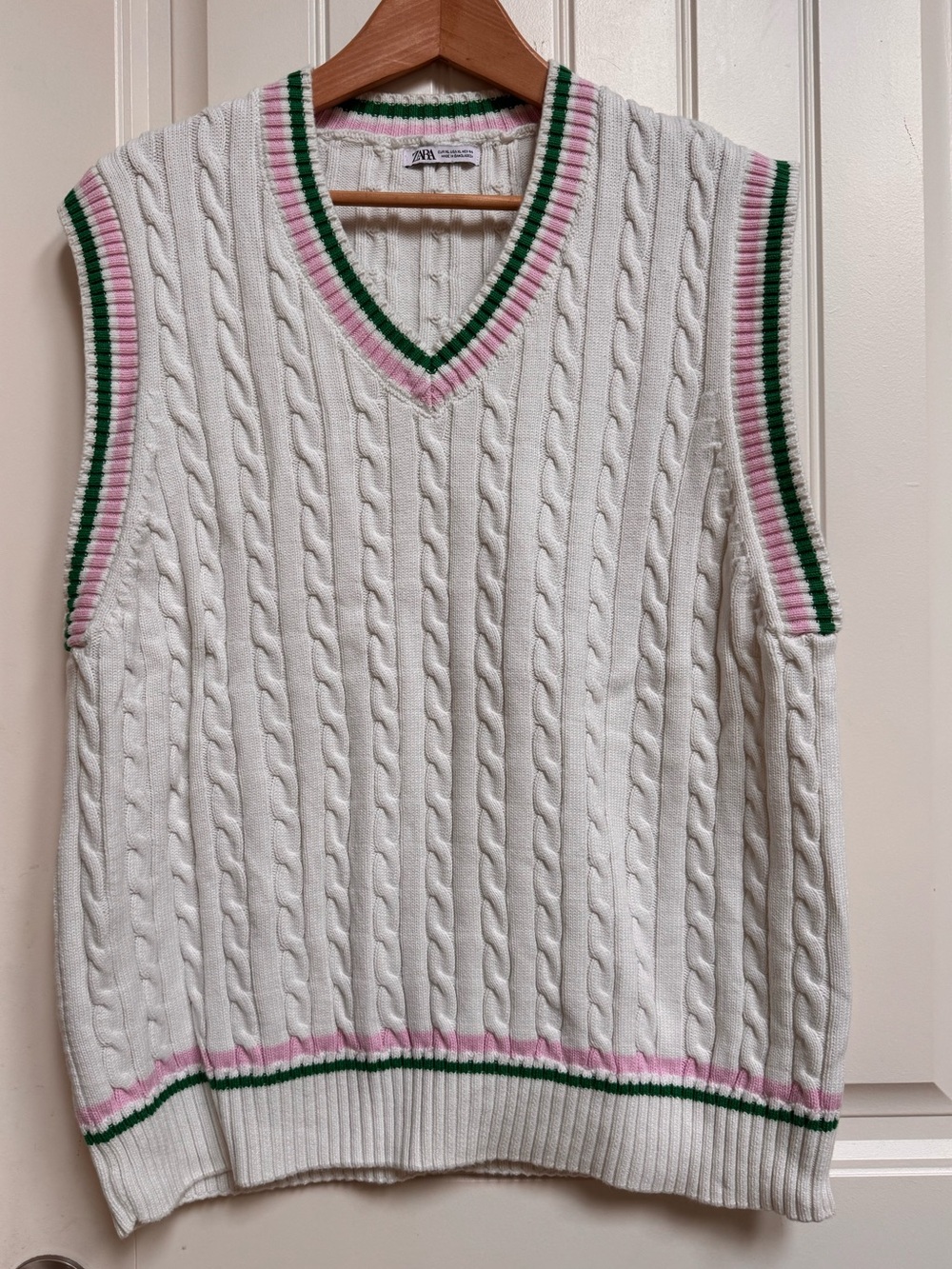 Unisex Zara Cotton Cableknit Preppy White, Pink and Green Cricket Vest. Size XL